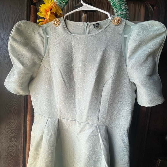 Green Shien Modely Puff Sleeves w Sheer Panel Gold Buttons Shoulder Modest Dress - Picture 7 of 7